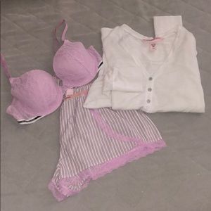 NEW BUNDLE! VS bra w/ matching pj bottoms & top 💖